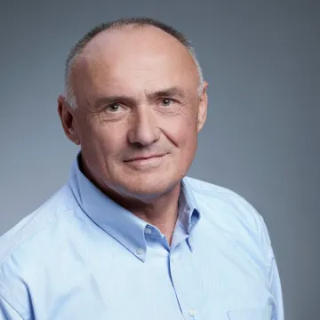 LB